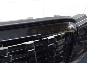 Zderzak przód  PRZEDNI VOLVO XC40 2017- 31449359 LLU 10