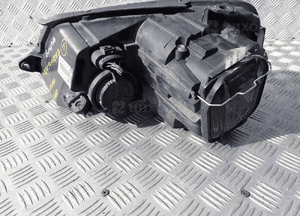 LAMPA PRAWA VW EOS 1Q1941006D RADOM 4