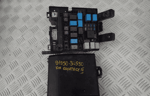 SKRZYNKA MODUŁ BEZPIECZNIKÓW KIA SPORTAGE III 91950-3W530 2