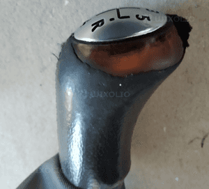 Renault Modus gałka mieszek zmiany biegów 2