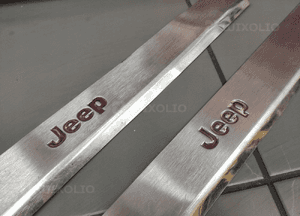 Jeep cherokee liberty kk 07-12R listwy progowe nakładki komplet oryginał 4