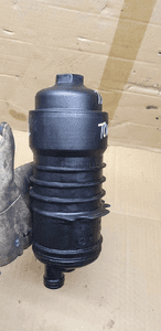 Podstawa filtra oleju obudowa VW Touareg 7L 3.0 TDI 8558686 5