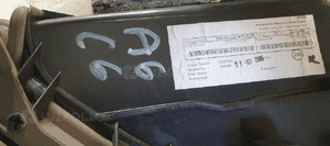 Schowek pasażera Audi A6 C6 Europa 4F1857035E 4F1857035BB 10