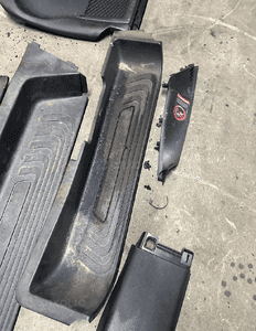 Mercedes 447 VITO V klasa słupek b D osłona próg lewy prawy pod klapę 7