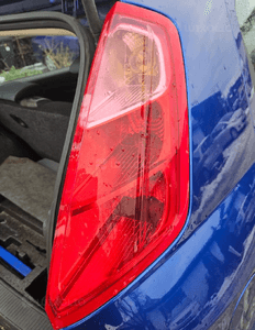 Fiat Grande Punto  lampa tył tylna  lewa 3