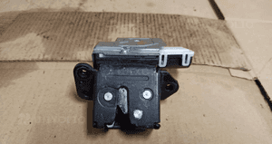 Zamek klapy tył mazda 2 nr C6728 3