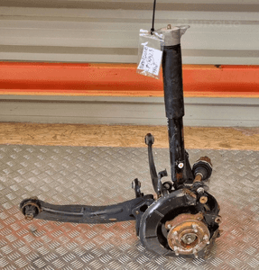 FORD FOCUS RS ZWROTNICA AMORTYZATOR LEWY LEWA TYŁ TYLNY 1