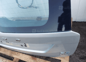Volvo XC60 klapa bagażnika tył tylna kompletna 9