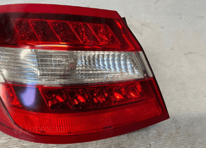 Mercedes E klasa W212 LAMPA ZESPOLONA LEWY TYŁ A2129066601 2