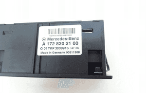 GNIAZDO USB HUB MERCEDES W156 W176 W117 3