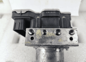 Audi A4 B9 A5 pompa hamulcowa 8W0907379BG 7