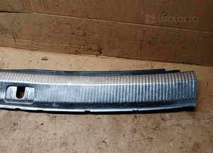 Osłona nakładka progu bagażnika Audi A6 C6 Kombi 4F9864483B 3
