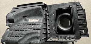 Volvo V50 S40 2.5T 20V obudowa filtra powietrza 30677533 1