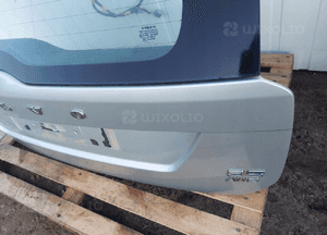 Volvo XC60 klapa bagażnika tył tylna kompletna 10