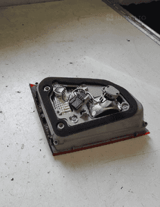 Lampa prawa tył w klapę opel astra j kombi 3