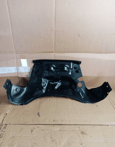 Rynna ściana podszybia VW Touareg 7L6819523A 1