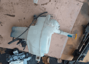 Mazda 3  BK  03-09  5 05-10 Zbiornik płynu spryskiwaczy pompka zbiorniczek 9