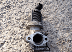 Zawór egr alfa romeo 147 156 159 gt 1.9 16V opel vectra c 55194735 1