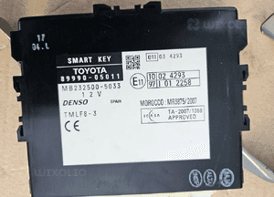 Toyota Avensis T27 moduł sterownik SMART KEY 89990-05011