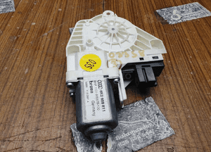 Silniczek Sterownik 8K0959801 8K0959802 8K0959811 8K0959812 Moduł Szyby Mechanizm Podnoszenia Przod Tyl Audi A4 B8 A5 Sedan Kombi 24