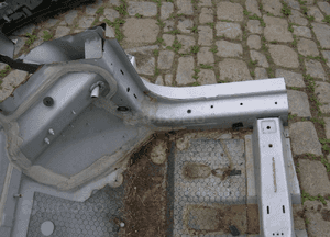 Mondeo MK5 ćwiartka słupek próg prawy przód 3