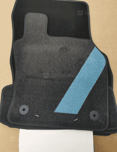 Dywaniki welurowe Audi A3 8V2061270C RL 4