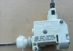 VW Polo 9N zamek wlewu paliwa 2