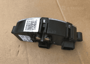 Opornica rezystor Audi Vw Porsche 8T0820521E 3