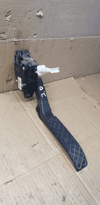 Pedał gazu potencjometr VW Touareg 7L 3.0 TDI 7L0723507B 2