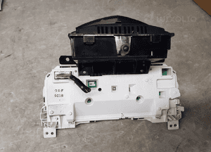 MAZDA 3 BM WYŚWIETLACZ HEAD UP LICZNIK ROK 2015 UK 5