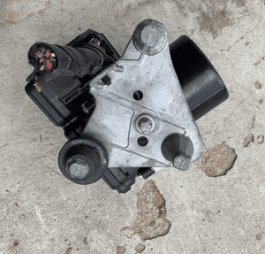 MERCEDES a 176 b 246 cla 117 pompa abs esp 4