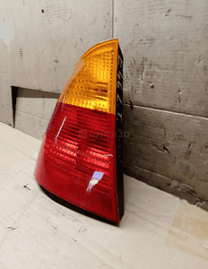 Lampa lewy tył tylna lewa BMW 3 E46 Kombi 3