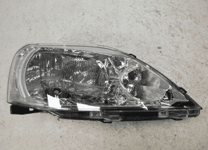 Dacia logan 08-13 lampa prawy przódprzednia oryginał 2