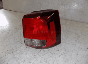 Kia sorento ii lift 2012-2015 lampa prawa tył w błotnik 2