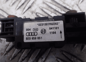 CZUJNIK UDERZENIA AUDI A4 B8 8E0959651 RADOM 2