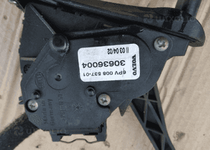 Volvo S60 V70S80  pedał potencjometr gazu 2.4   30636004 2