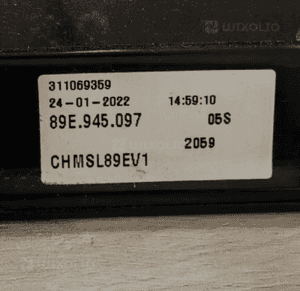 Trzecie Swiatło STOP Audi 89E945097 3