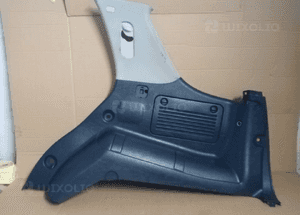 Tapicerka Boczek Bagaznika Prawy Tyl Mercedes ML W163 1