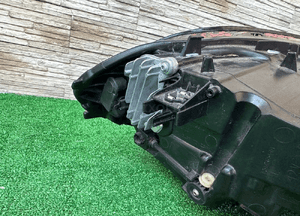 Lampa bmw 2 F44 led 9478449 kompletna 7