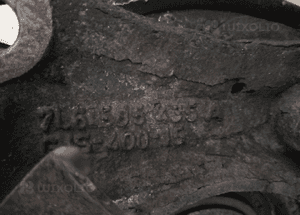 Zwrotnica piasta lewy tył tylna lewa VW Touareg 7L 5