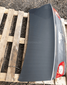 Vw passat B6 sedan klapa bagażnika LA7T 4