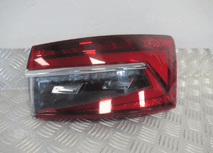 Lampa tył tylna prawa skoda superb iii 3 lift kombi 3V9 2019- 3