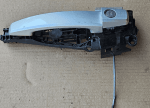 Opel Astra J 4 IV klamka drzwi przód przednich lewych