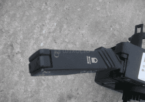 Opel Vectra C lift przelacznik pod kierownice 13162135 DM 5