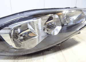 PRZOD LAMPA lewa FORD FIESTA MK7 lift 4
