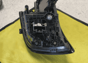Opel corsa mokka b lampa tył tylna lewa oryginał 8