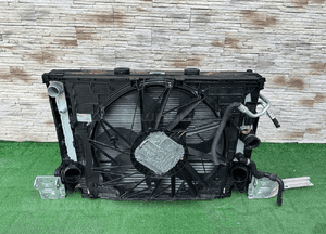 Chłodnica chłodnice wentylator bmw 640i 740i F06 F12 F13 F01 jak nowe 1