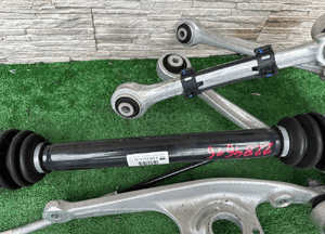 ZWROTNICA WAHACZE PÓŁOŚ ZAWIESZENIE BMW M2 F87 M4 F82 F83 M3 F80 JAK NOWE 3