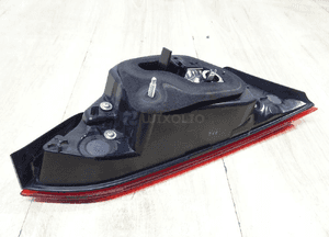 TOYOTA CAMRY IX SEDAN LAMPA TYLNA prawa LED 2018 33-240 7
