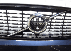 Zderzak przód  PRZEDNI VOLVO XC40 2017- 31449359 LLU 6